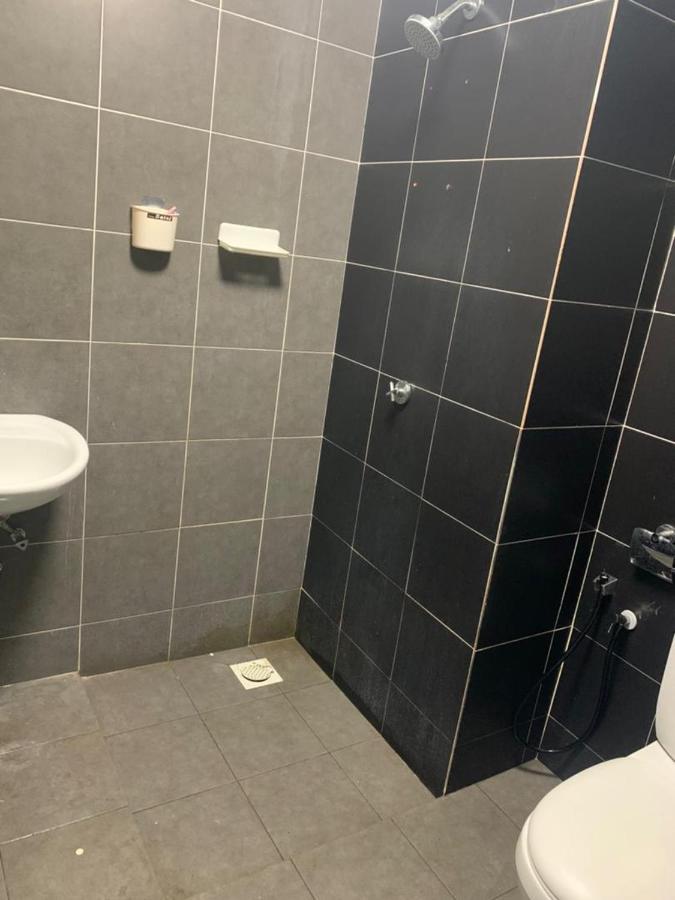 Rantissi Homestay The Zizz Damansara North Petaling Jaya Zewnętrze zdjęcie